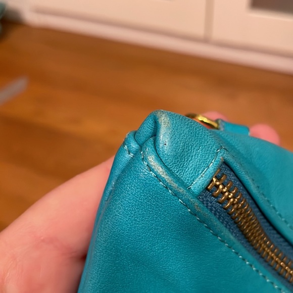 Teal tassel crossbody/clutch from Florence, Italy - Picture 12 of 12